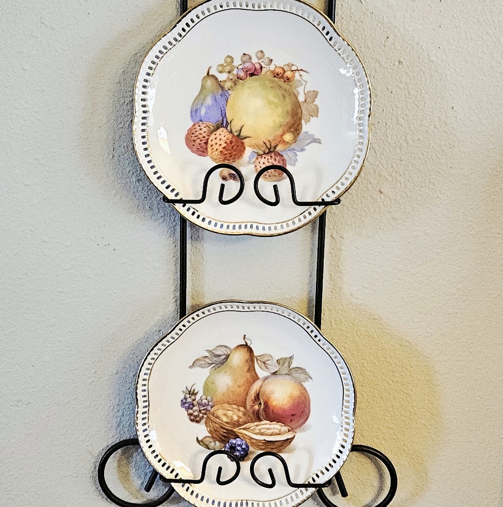 Fruit Plates Circa 40s Pair Schumann Bavaria Design Vintage Wall Decor